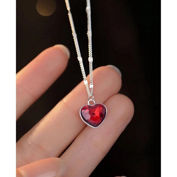 Heart-Shaped Red Crystal Pendant Necklace 925 Sterling Silver Women Jewelry Gift - Picture 3 of 6